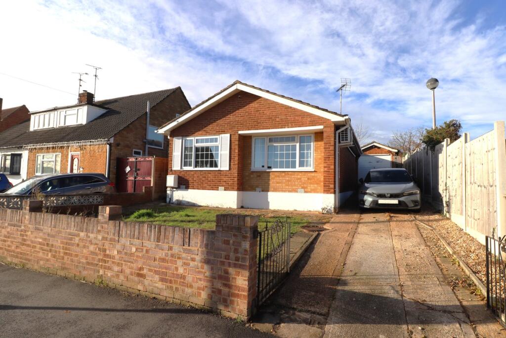 Main image of property: Macmurdo Road, Eastwood, Leigh-on-Sea, SS9