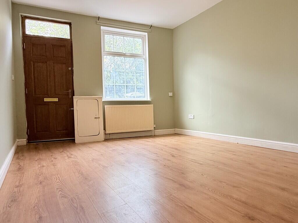 House in Gedling, Redhill - View 2