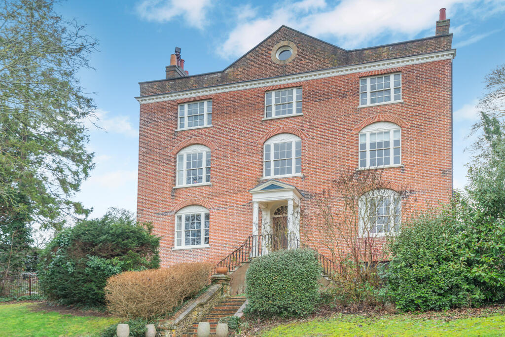 Main image of property: Park Street, Hatfield, AL9