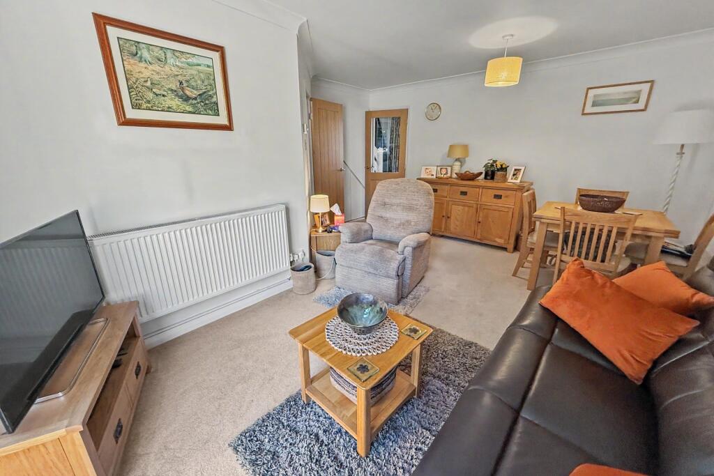 Alderholt photo 4