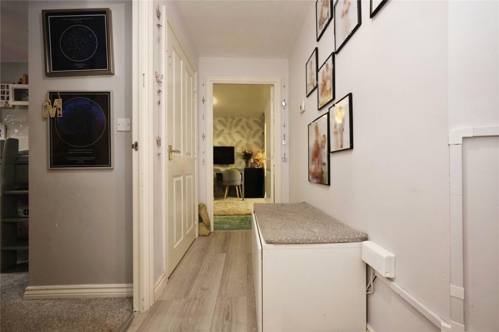 Apartment in Milton Keynes, Bletchley and Fenny Stratford - More