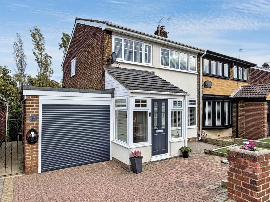 Main image of property: Hawthorn Drive, Jarrow, Tyne and Wear, NE32 4EQ