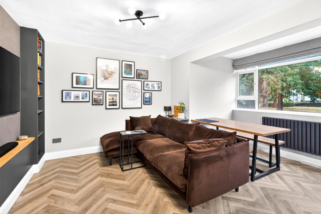 Smithwood Close, Southfields, SW19 photo 4