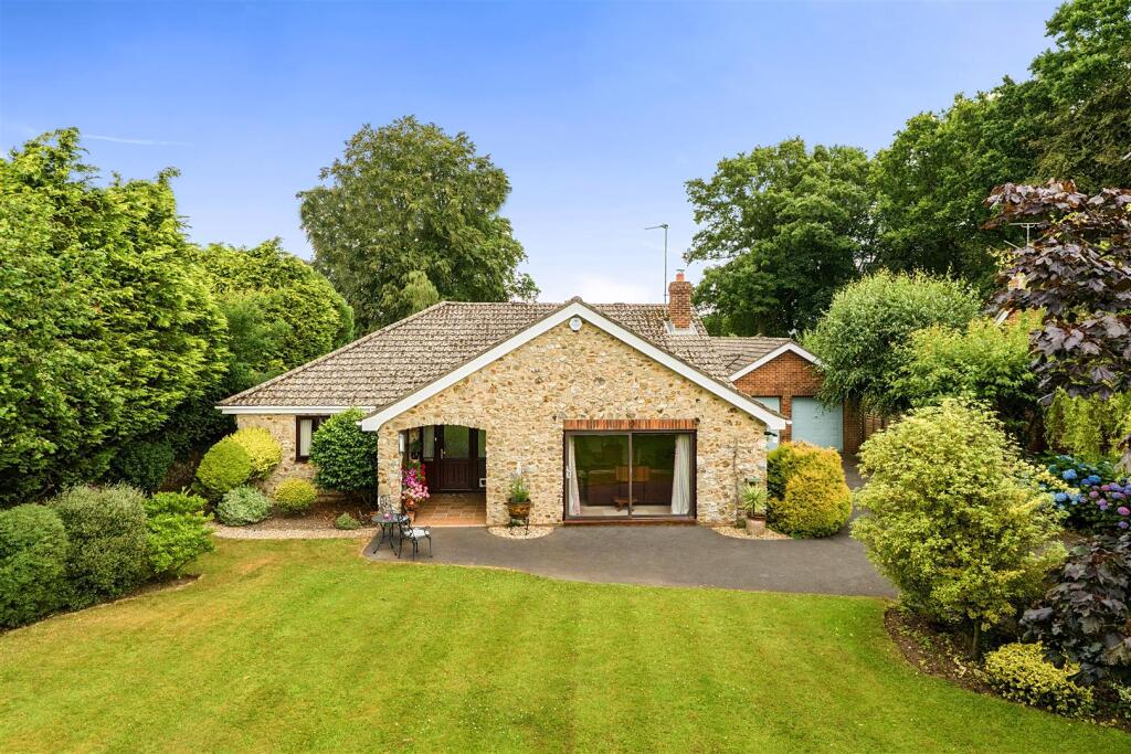 Main image of property: Shute Road, Kilmington, Axminster