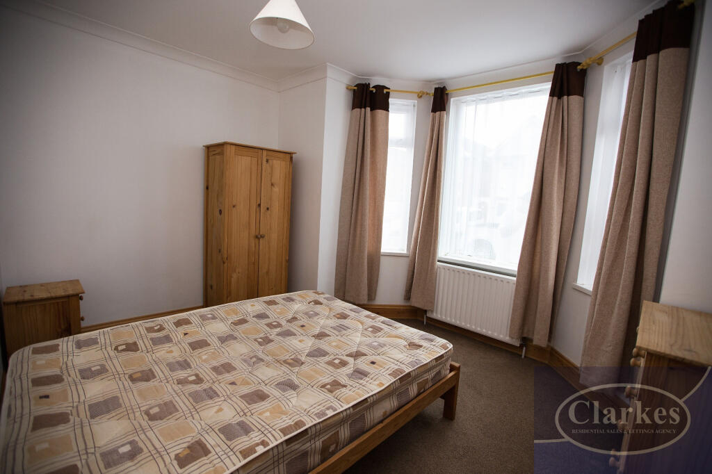 Stewart Road, Charminster, Dorset photo 4