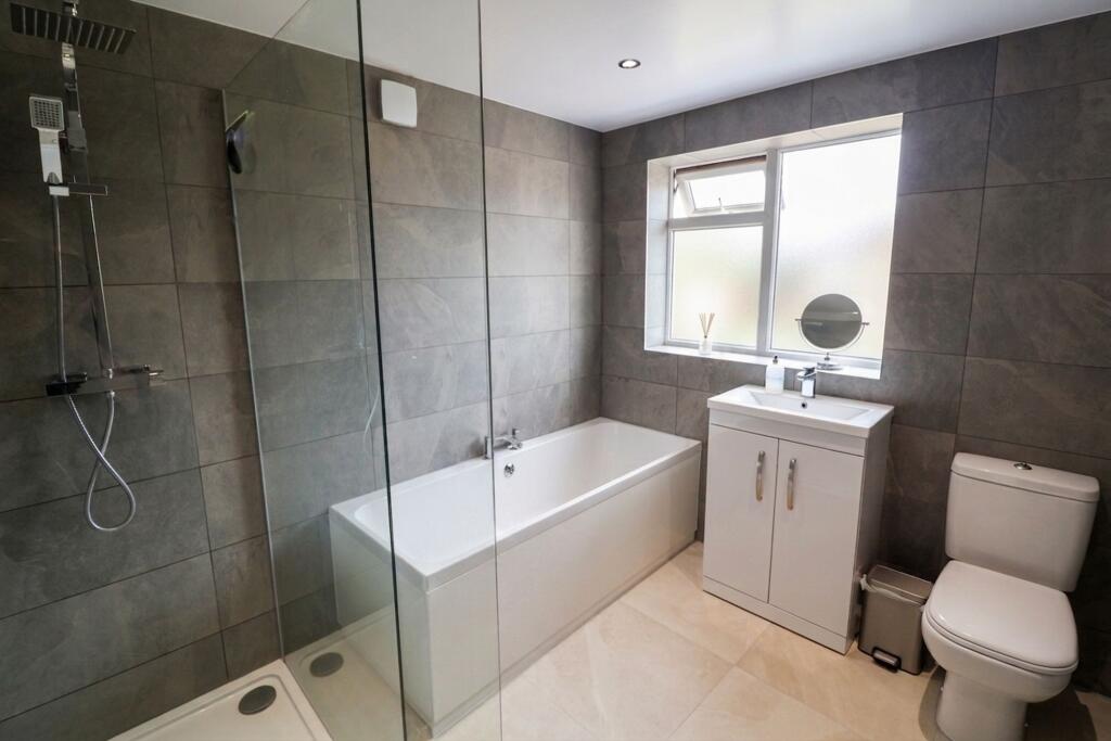 House in High Peak, Woolley - View 3