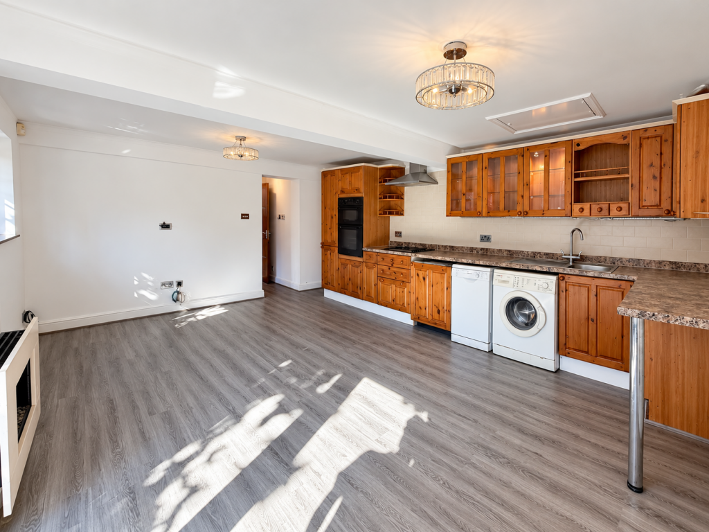 Main image of property: The Bungalow, Bell Lane, Hoddesdon, Hertfordshire