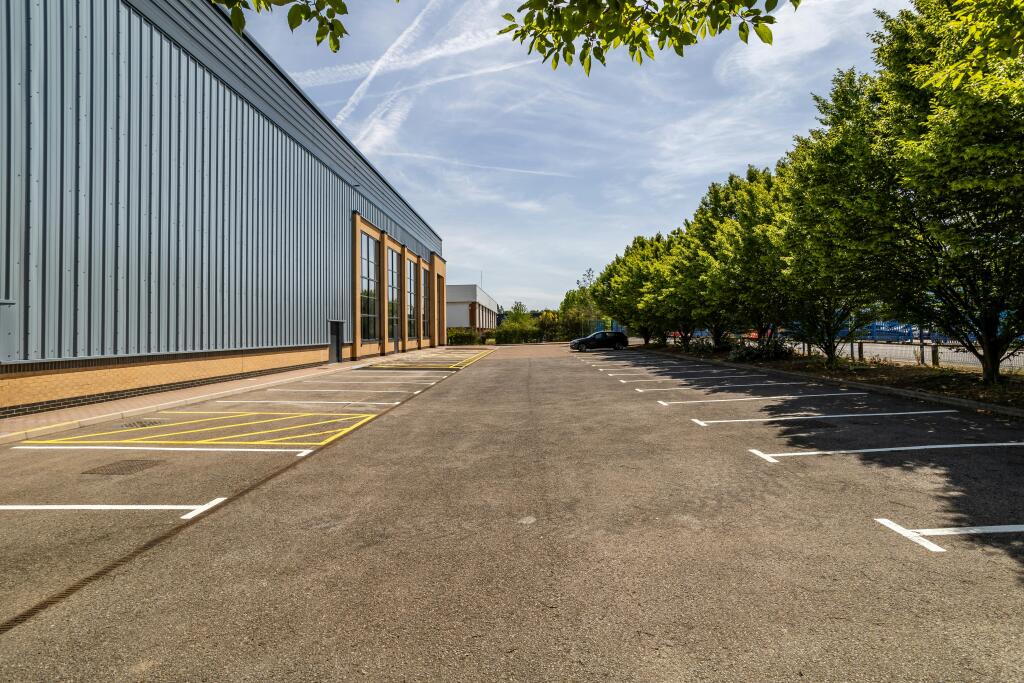 Unit E Dean Way - Great Western Ind Est-41.jpg
