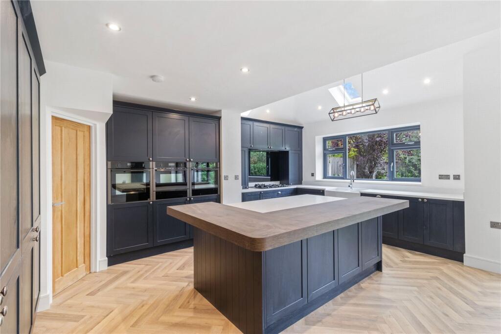 Main image of property: Carlton Road, Hale, Altrincham, Greater Manchester, WA15