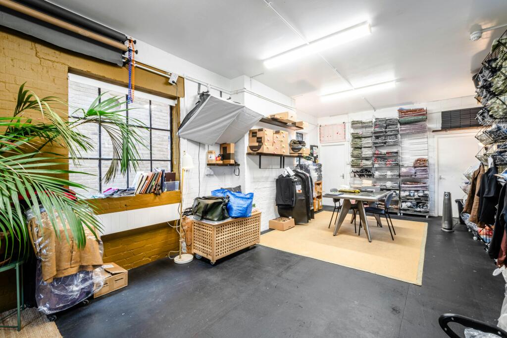 Brick Ln 160G - Low Res 1.jpg