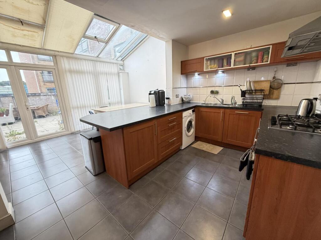 House in Ipswich - View 3