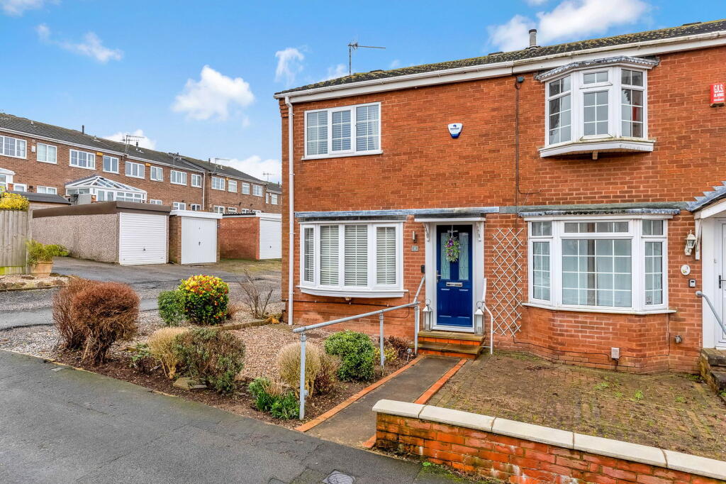House in Gedling, Nottinghamshire - View 2