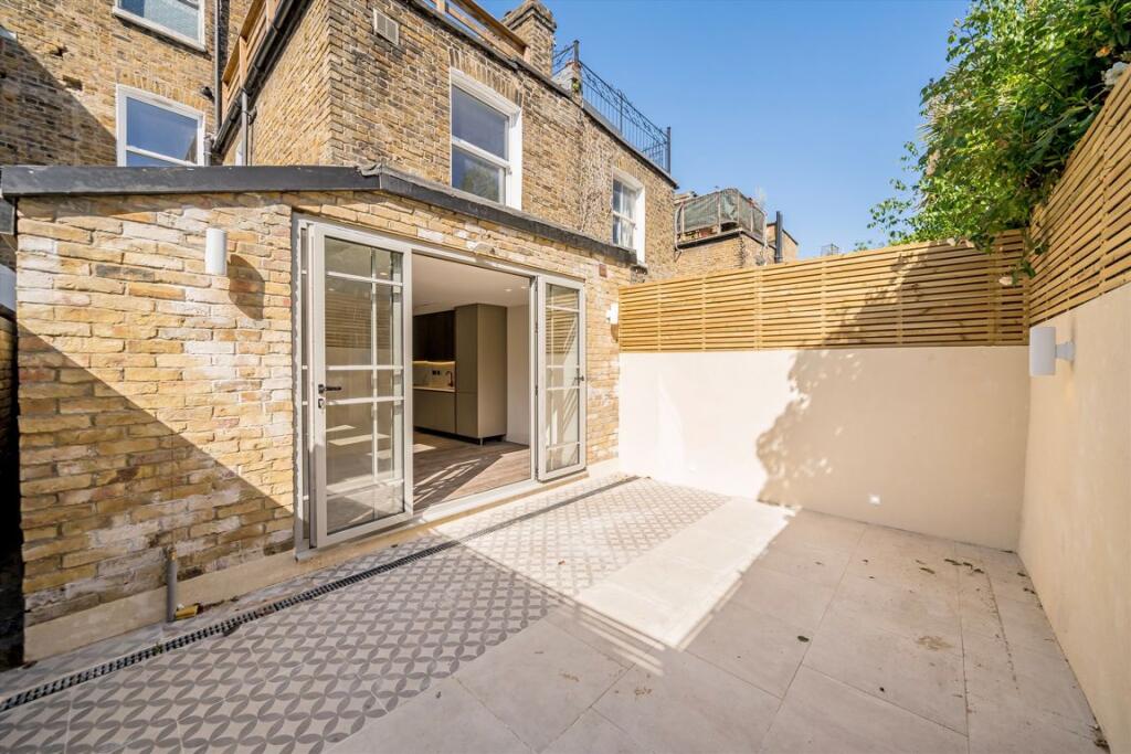 Apartment in London, Fulham - View 4