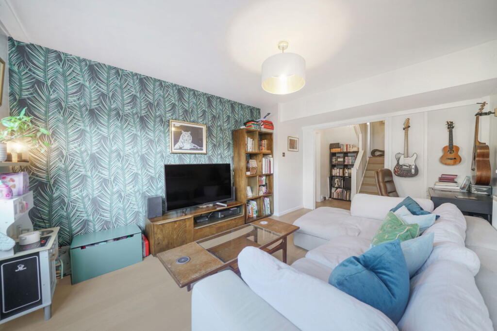 Main image of property: Solander Gardens, London, E1