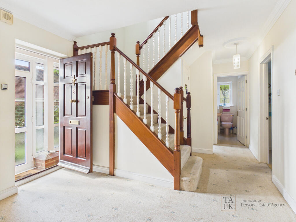 House in Portsmouth - View 5
