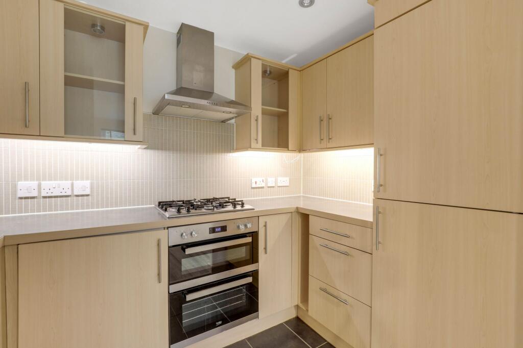 House in Nottingham - View 4