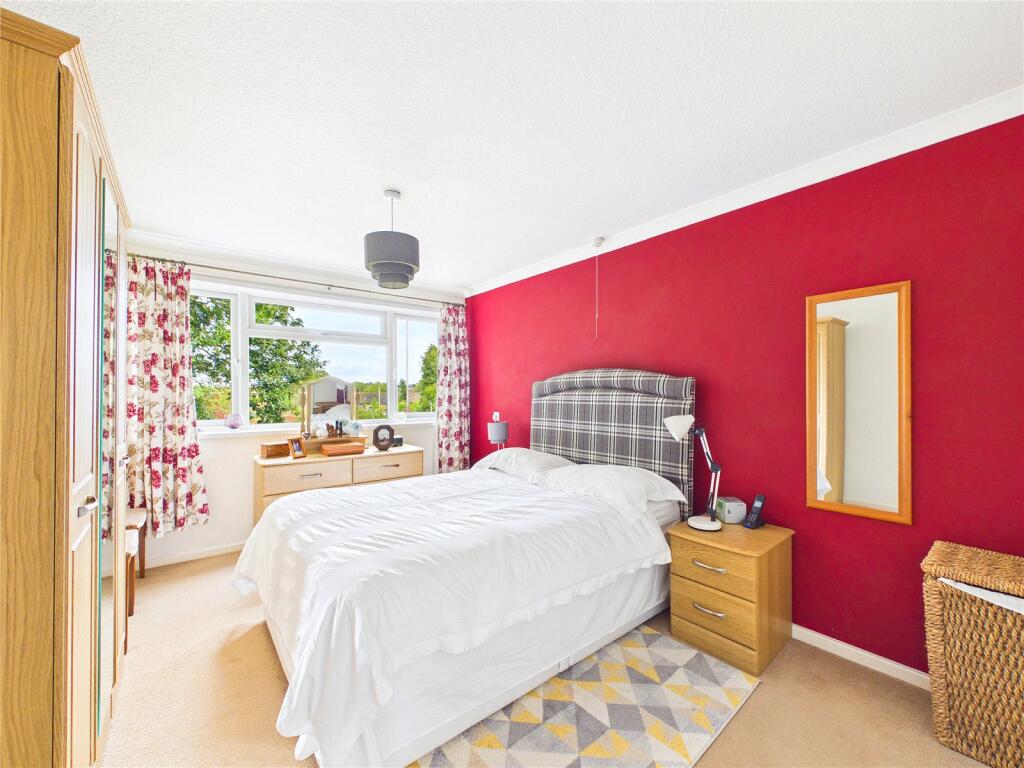 Apartment in Worcester - View 4