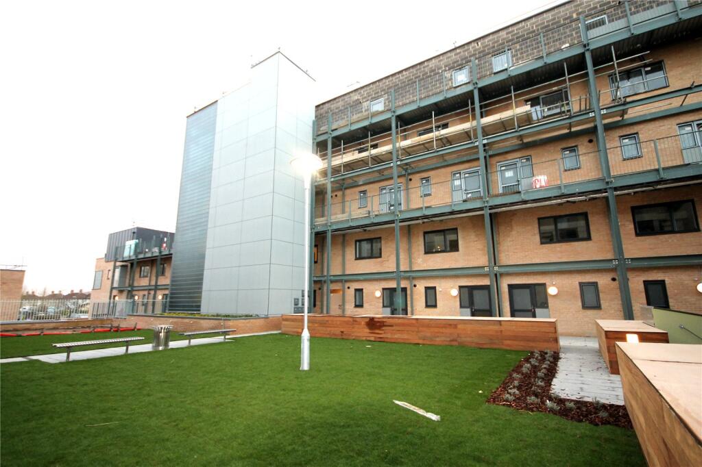 Main image of property: Flamsteed Close, Cambridge, CB1