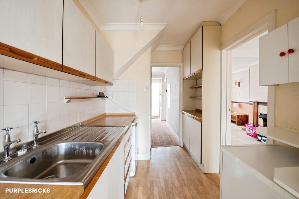 House in London - View 5
