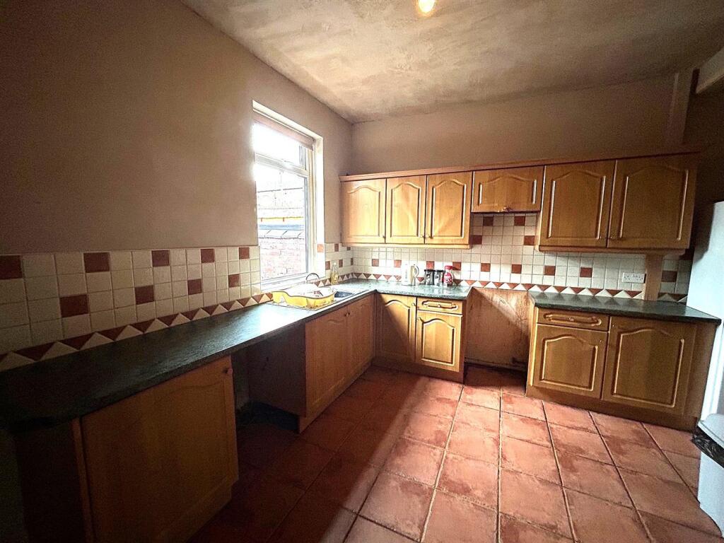 Windermere Road, Leigh photo 3