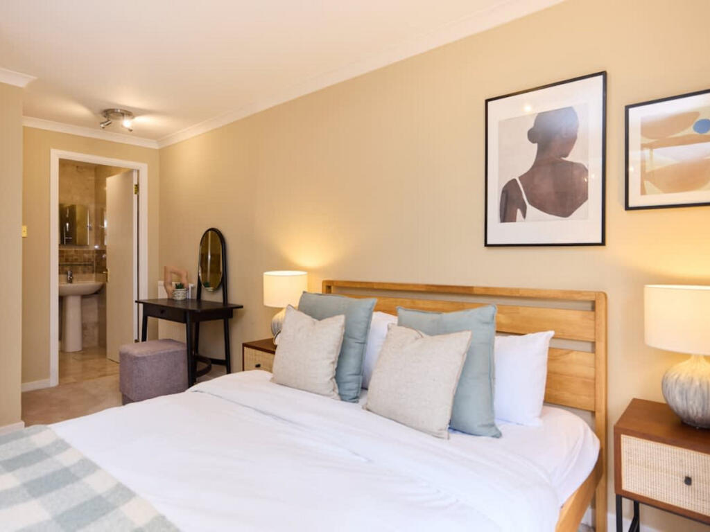 2 bedroom apartment for rent