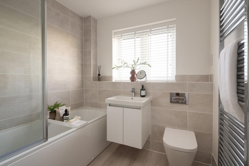 House in Stevenage, Stotfold - More