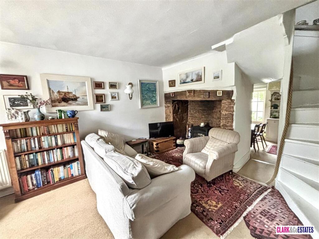 House in Exeter, Devon - View 2