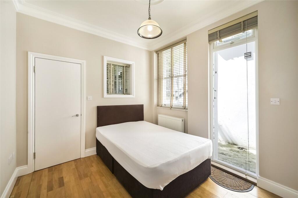 Apartment in London - View 2