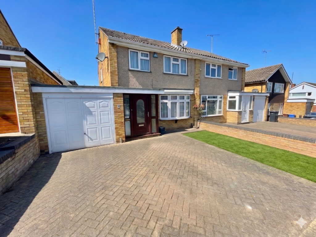 Main image of property: Butely Road, Luton, Bedfordshire, LU4 9HE