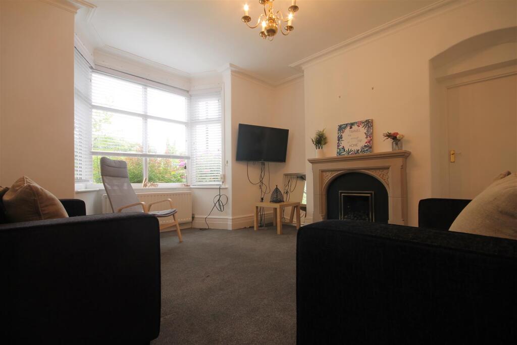 House in Newcastle upon Tyne, Gosforth - View 4