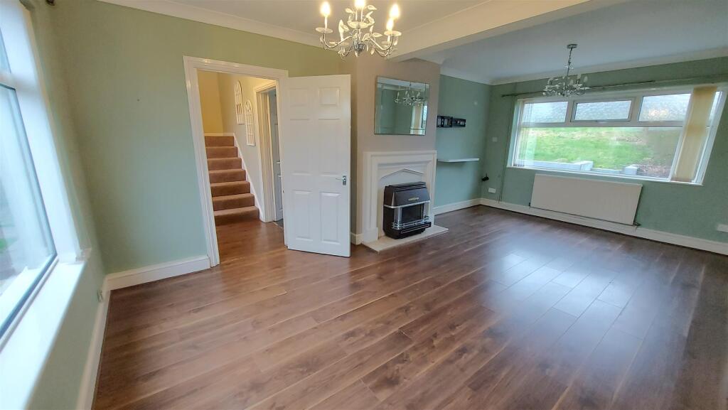 Heol Cynwyd, Llangynwyd, Maesteg photo 3