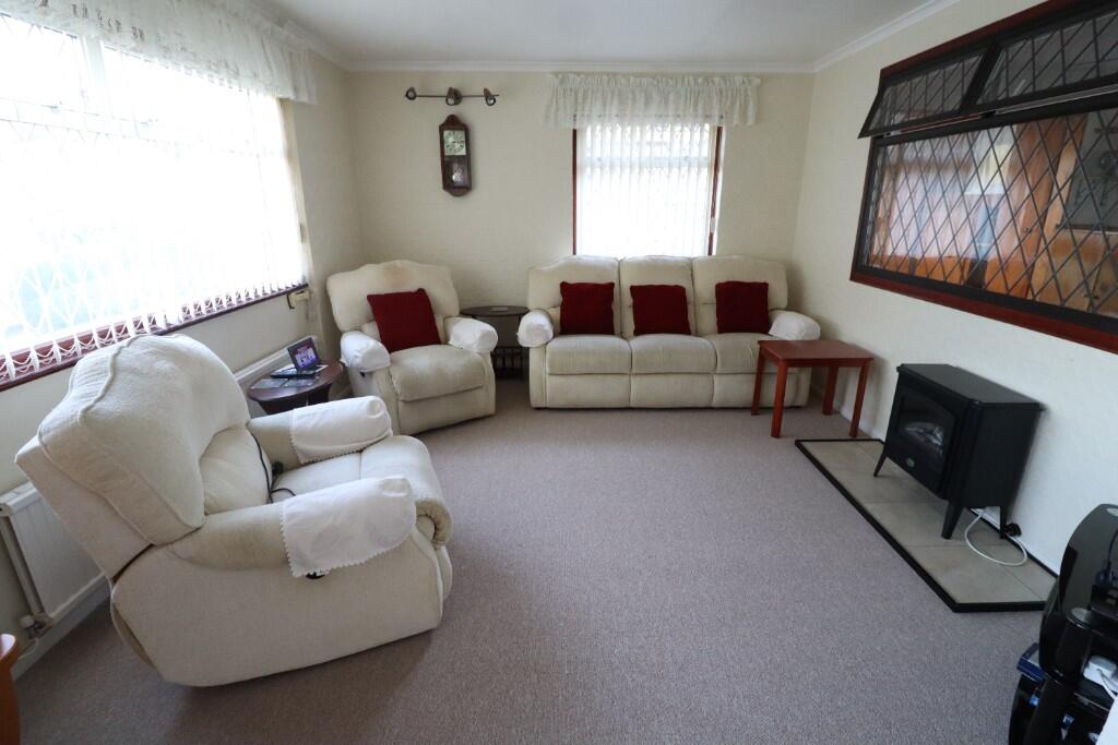 Perowne Way, Sandown, Isle Of Wight, PO36 photo 3