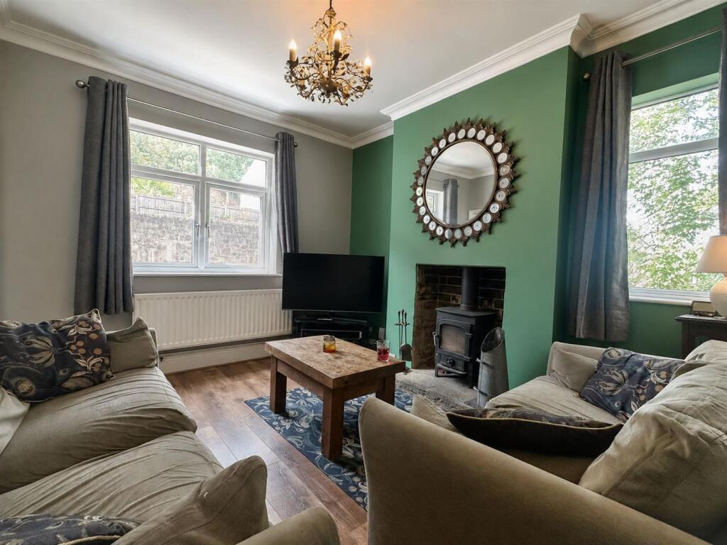 House in Staffordshire Moorlands, Cheddleton - More