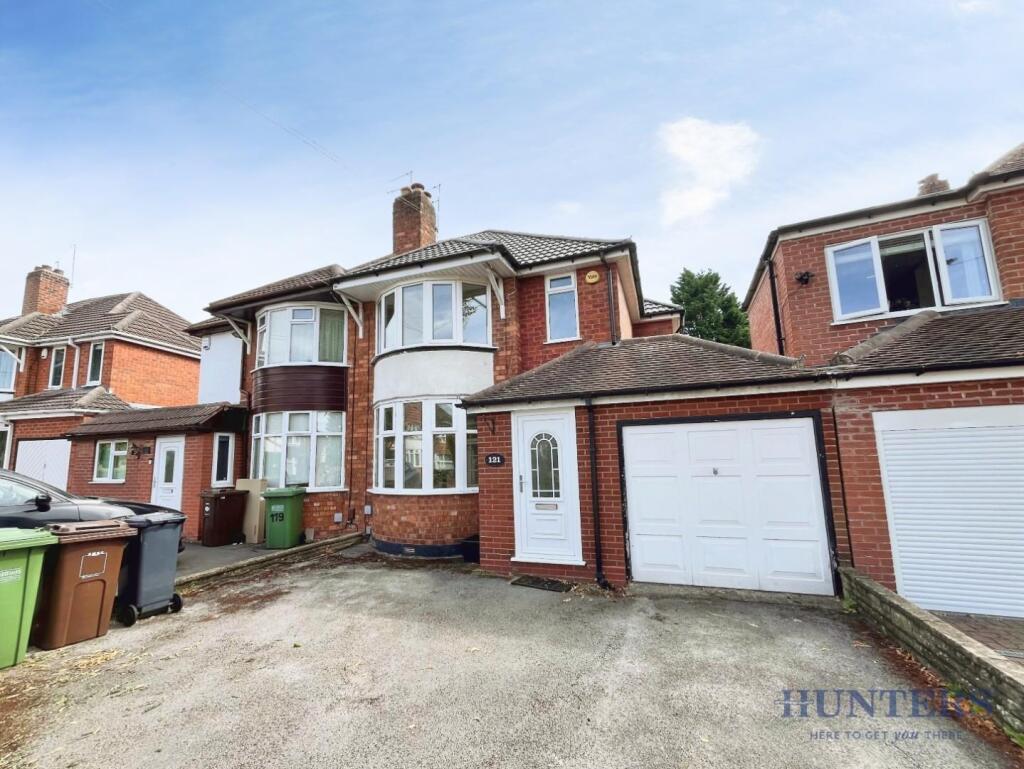 Main image of property: Arnold Road, Shirley, Solihull B90 3JT