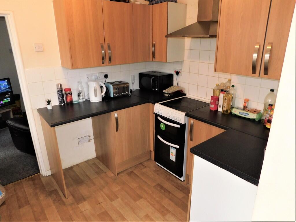 House in Southampton - More