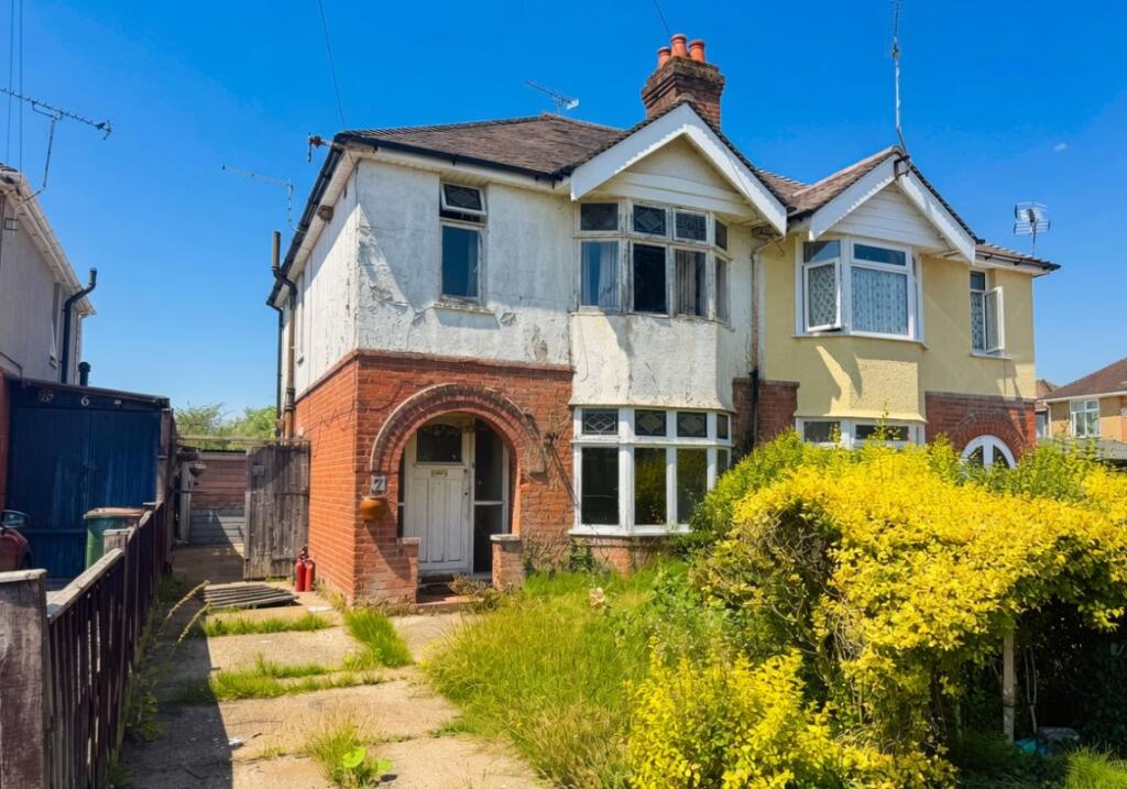 Main image of property: 7 Masefield Close, Eastleigh, Hampshire, SO50 9EH