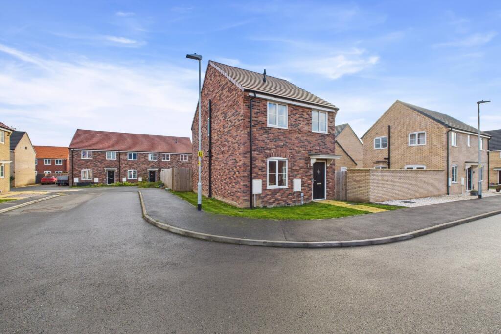 3-bed detached on Stokes Close, Crowland, Peterborough, Lincolnshire, PE6, £280,000