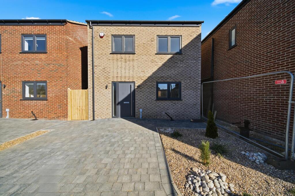 Main image of property: Sunnyside Farm, Thorpe Willoughby, Selby