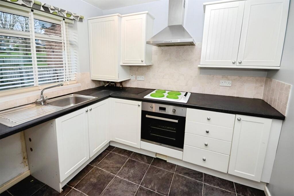 Kinross Drive, Stanley, County Durham, DH9 photo 4