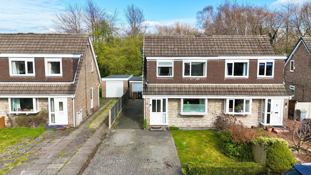 Main image of property: Gowy Close, Alsager, ST7