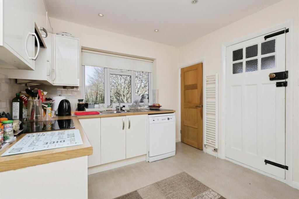 Hartfield Road, Seaford - View 4