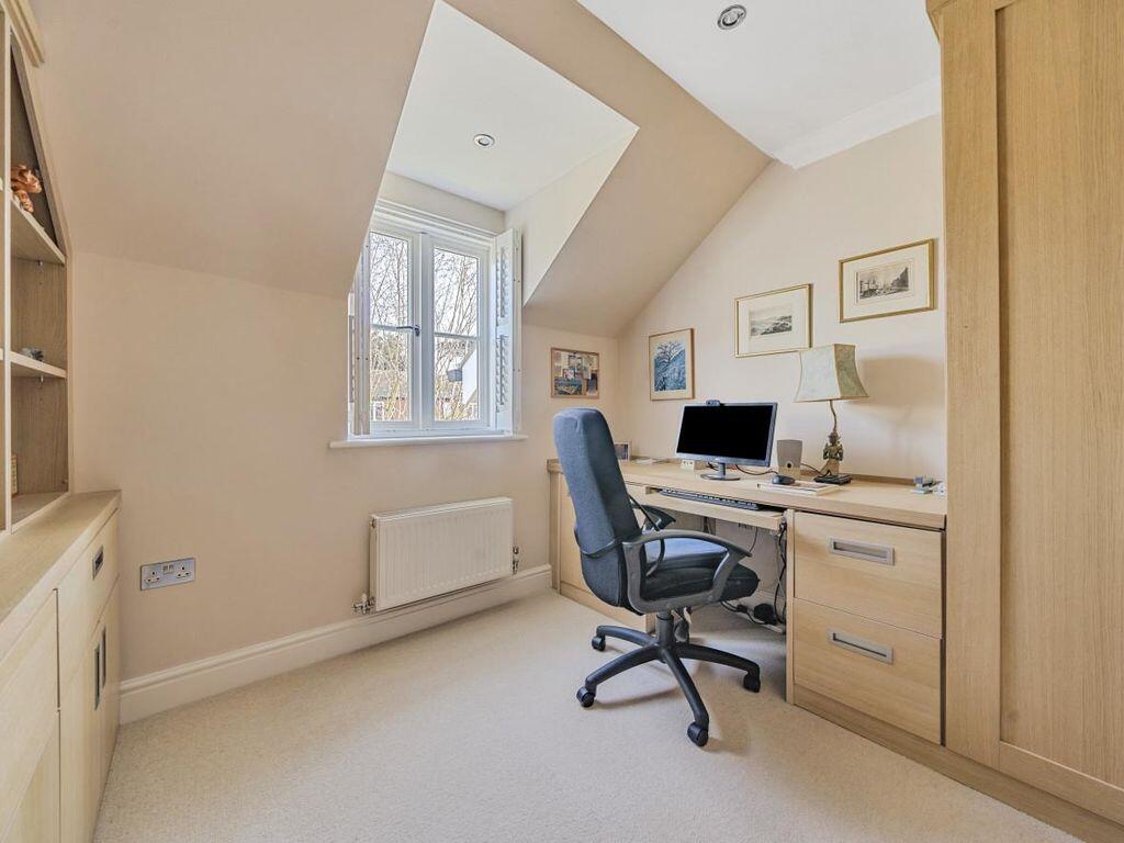 Additional image 12 of 'The Courtyard' Cucumber Lane, Essendon, AL9