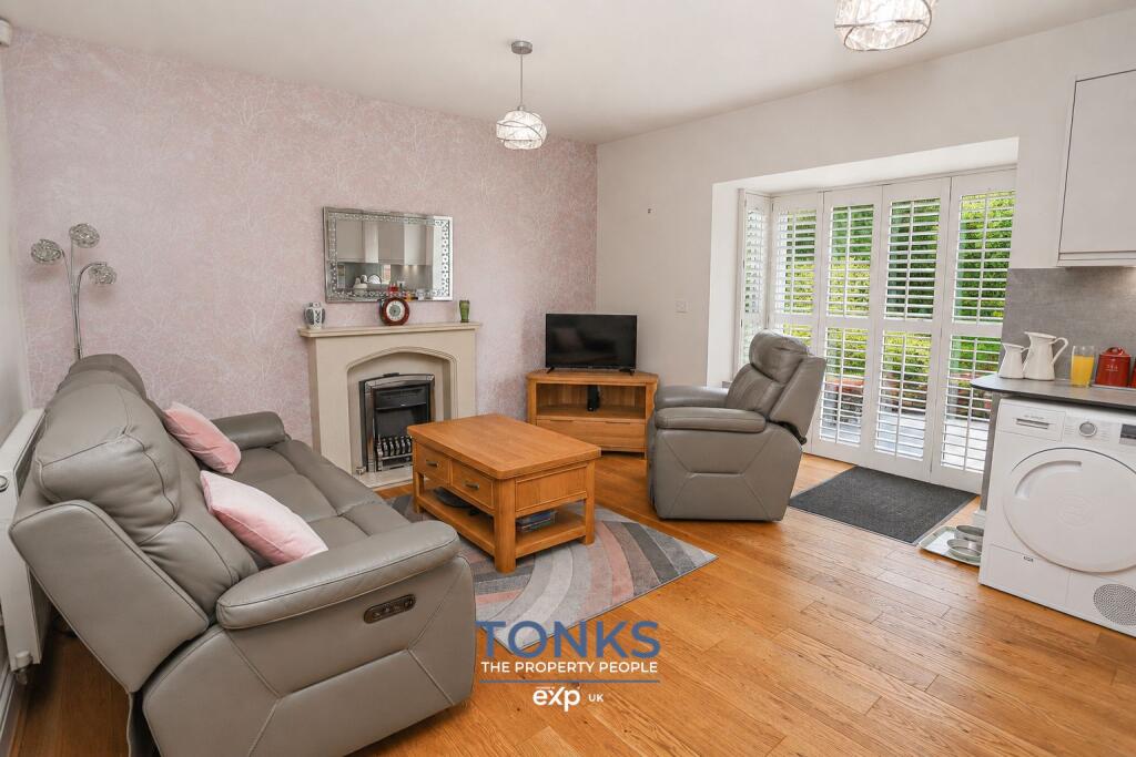 House in Dudley, West Midlands - View 4