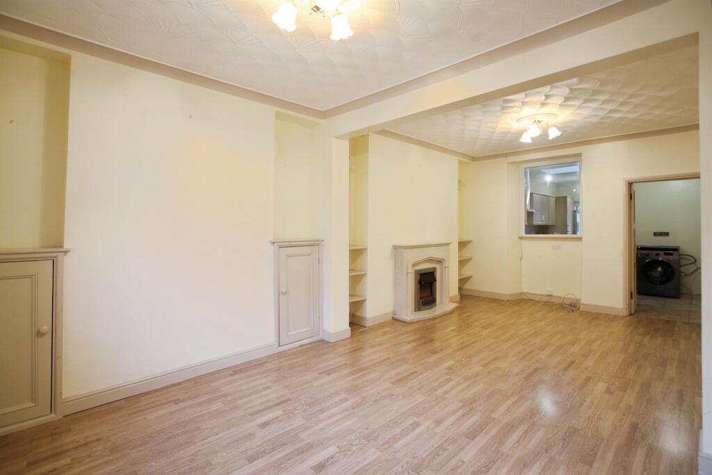 20, Grover Street, Graig, Pontypridd photo 3