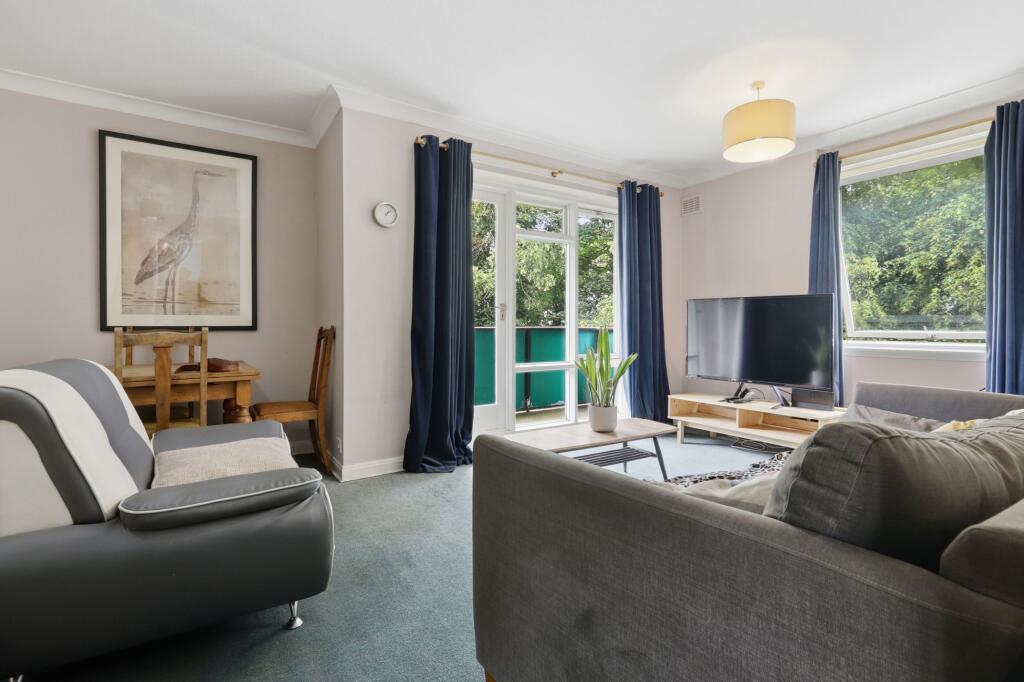 Apartment in Edinburgh - View 2