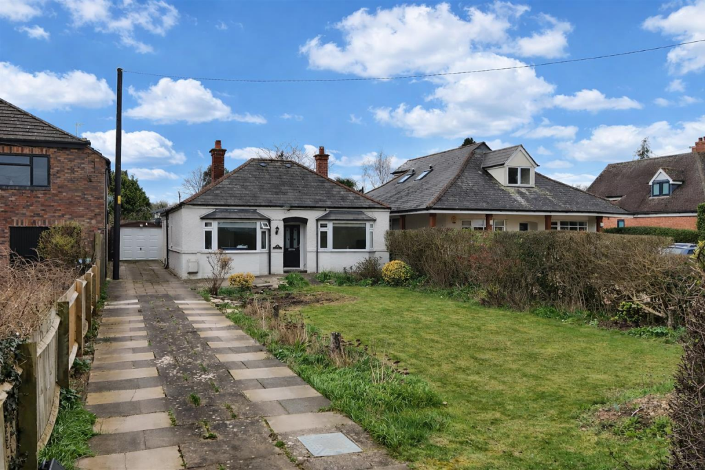 Main image of property: Aston Cantlow Road, Wilmcote, Stratford-Upon-Avon