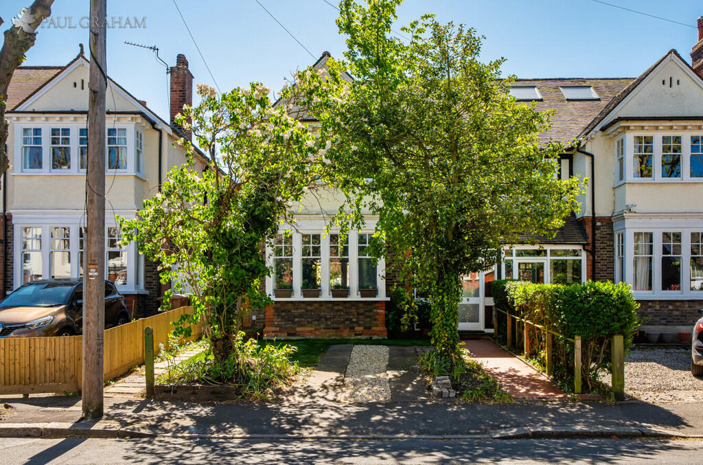 Main image of property: Grosvenor Avenue, Carshalton