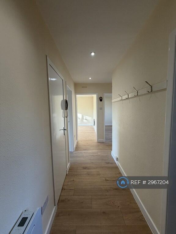 Main image of property: Barrhead, Glasgow, G78