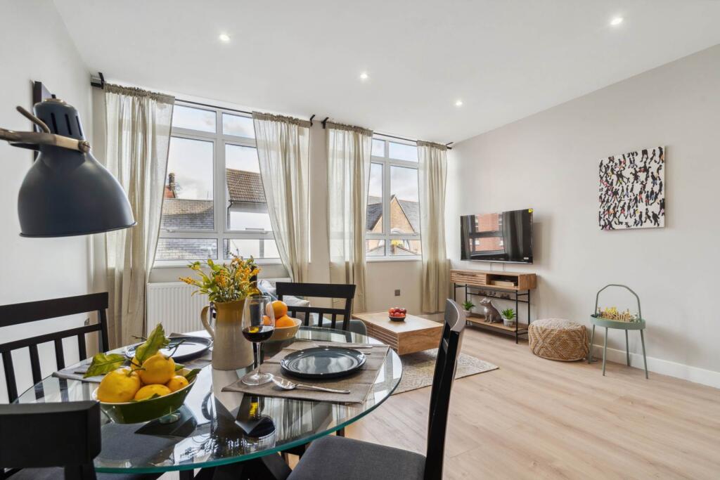 Main image of property: 1 Lurke Street, Bedford