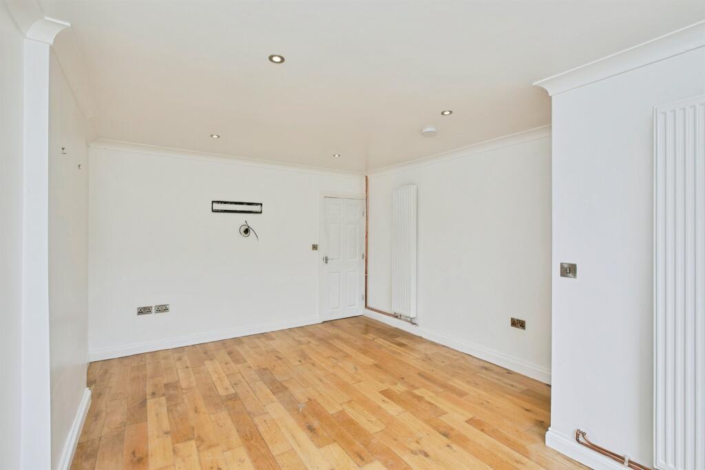 House in Derby, Allestree - More